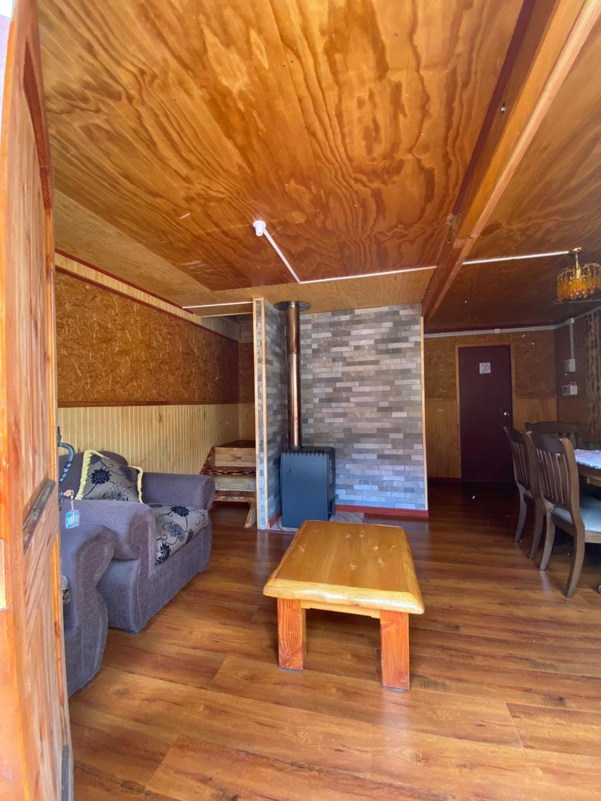 Cabanas Robinson Puerto Puyuguapi Quarto foto